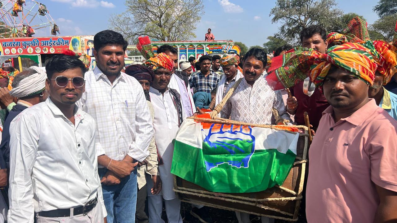 भगोरिया का आगाज: अंधारवड़ में कांग्रेस ने दिखाई ताकत, ब्लॉक अध्यक्ष की मौजूदगी में निकली भव्य ‘गैर